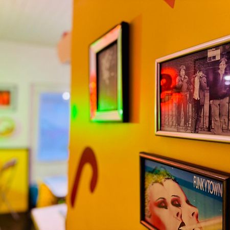 Le Cap 80 , La Suite Des Nostalgiques Chez Ivona Vacances Гюжан-Местрас Экстерьер фото